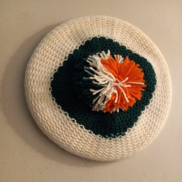 Vintage Iris Knit Beret with Pompom hat - Picture 3 of 5